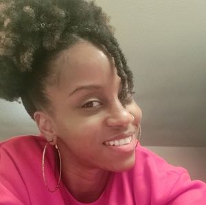 Meet your Posher, April